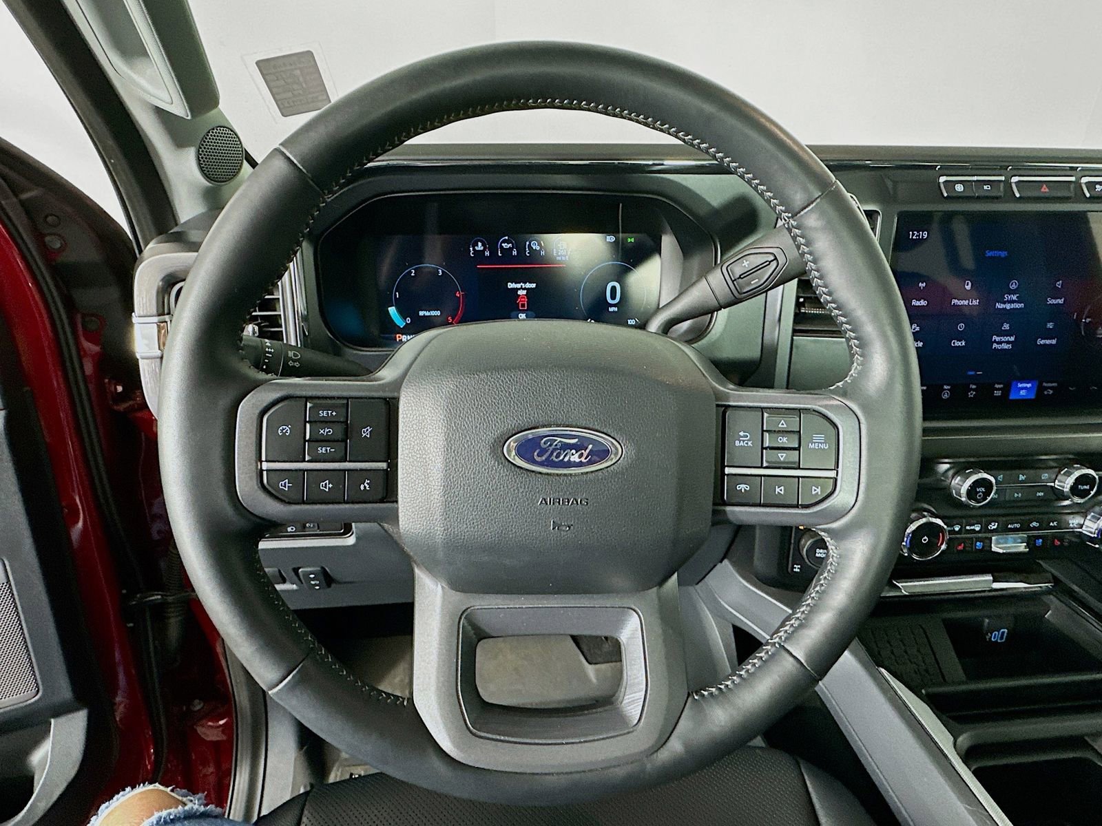 Used 2024 Ford F250 Lariat w/ Sport Appearance Package AWD/4WD image 14