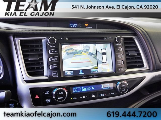 Used 2017 Toyota Highlander Limited Platinum image 30