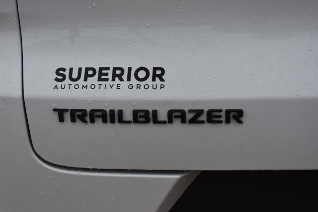 New 2026 Chevrolet TrailBlazer LT w/ Convenience Package FWD image 7