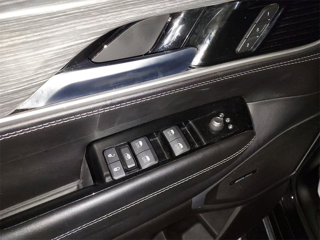 Used 2023 Jeep Wagoneer Series II w/ Premium Group I image 19