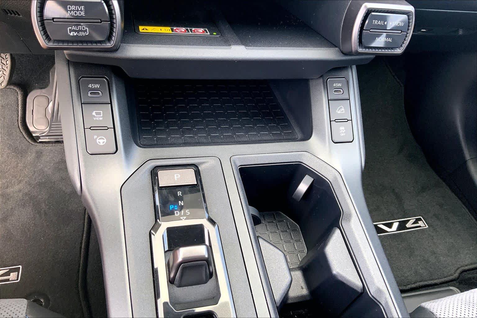 New 2026 Toyota RAV4 XSE AWD/4WD image 19