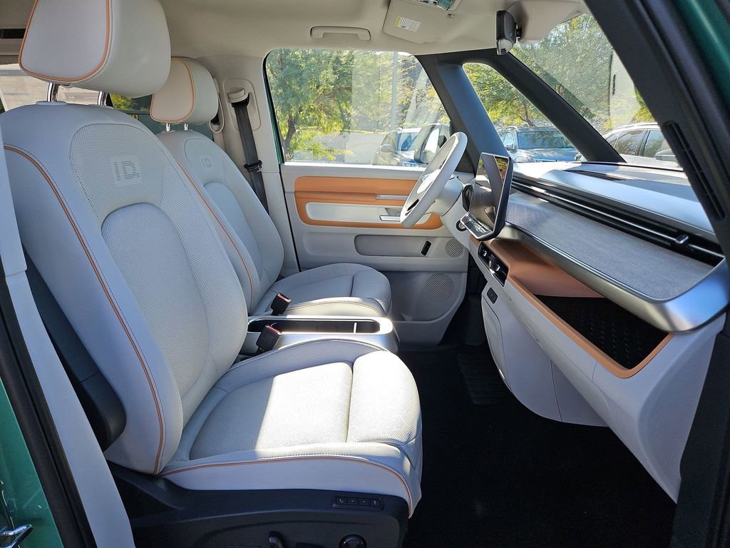 New 2025 Volkswagen ID. Buzz Pro S Plus AWD/4WD image 20