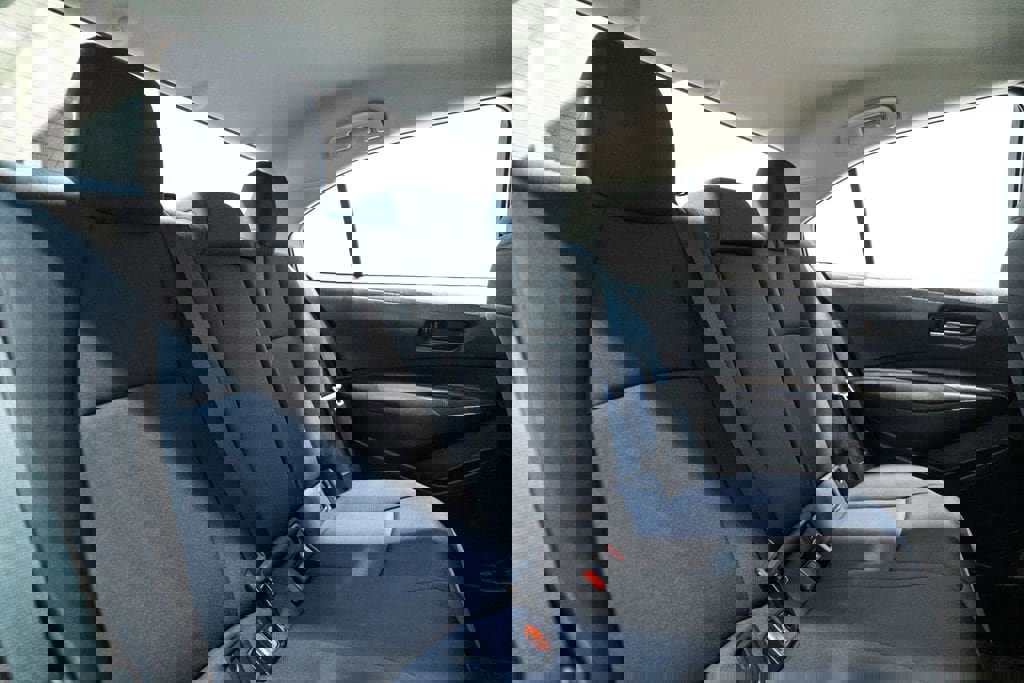 Certified 2025 Toyota Corolla LE image 30