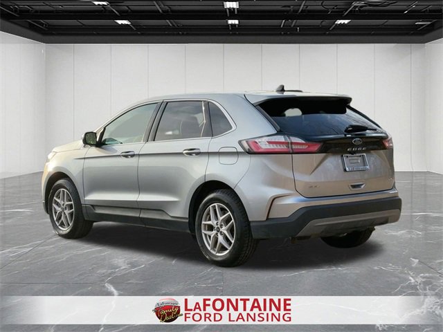 Used 2023 Ford Edge SEL image 3