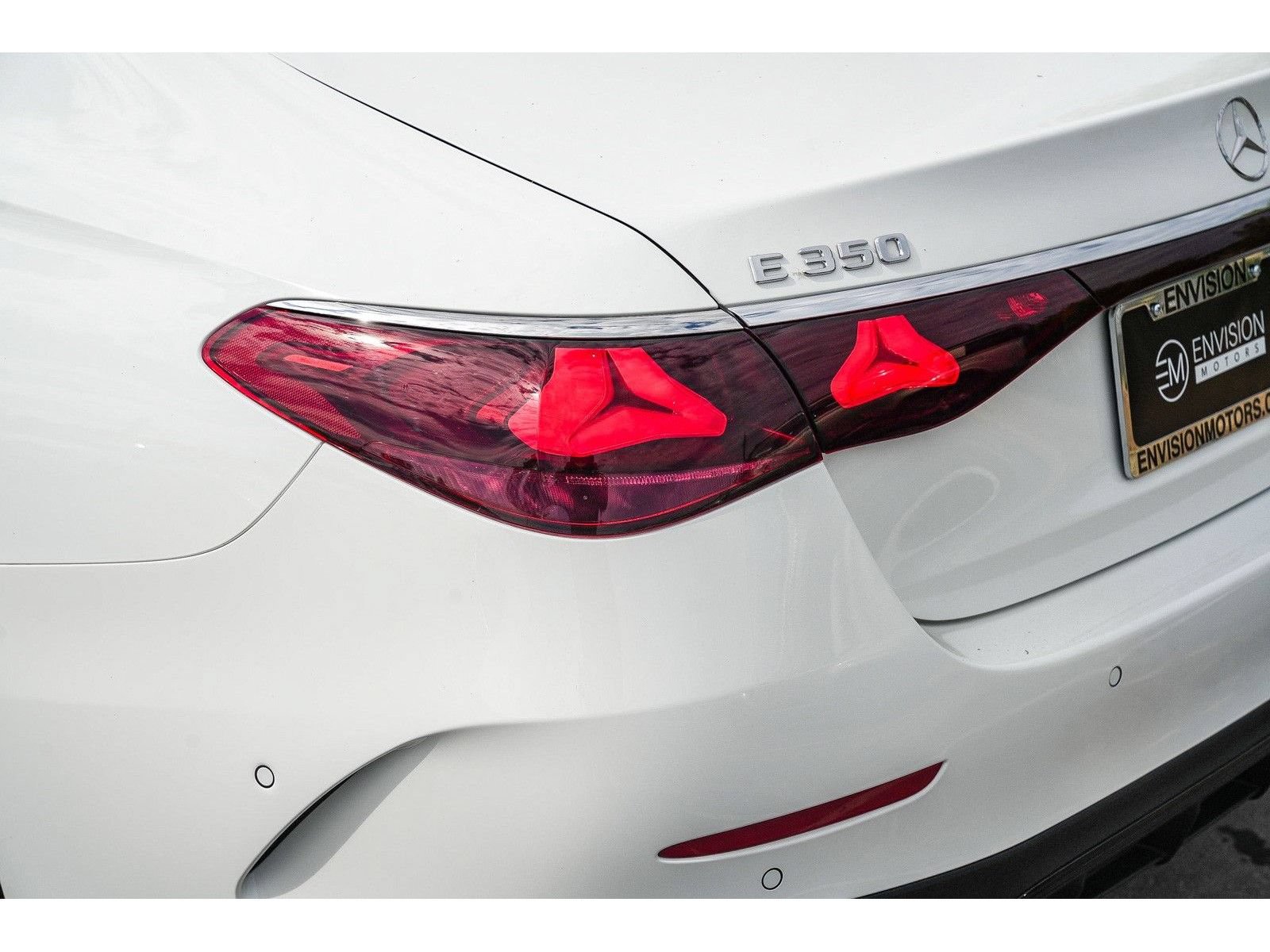 Certified 2024 Mercedes-Benz E 350 4MATIC Sedan image 11