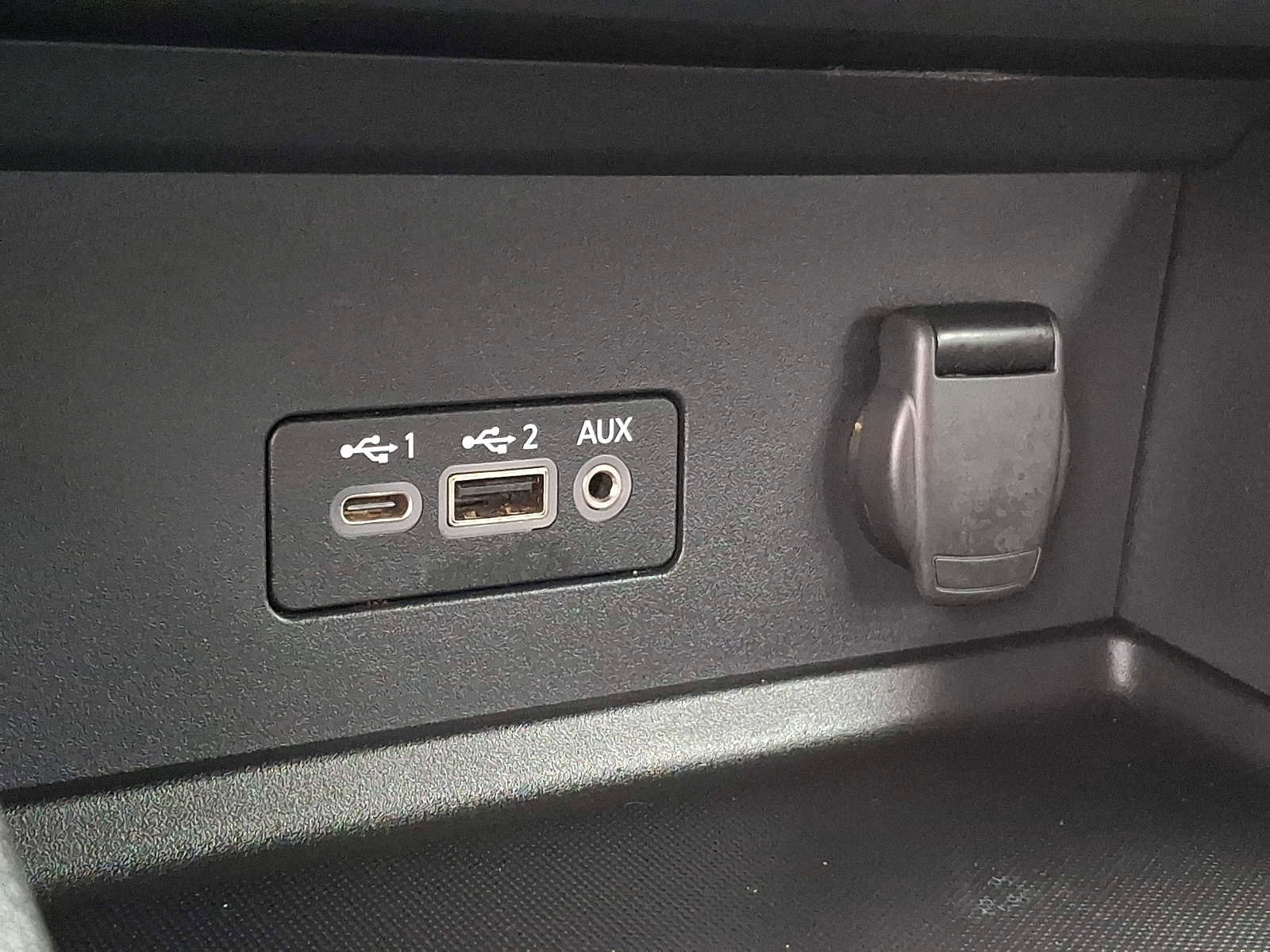 Used 2022 Nissan Sentra SV w/ All-Weather Package image 20