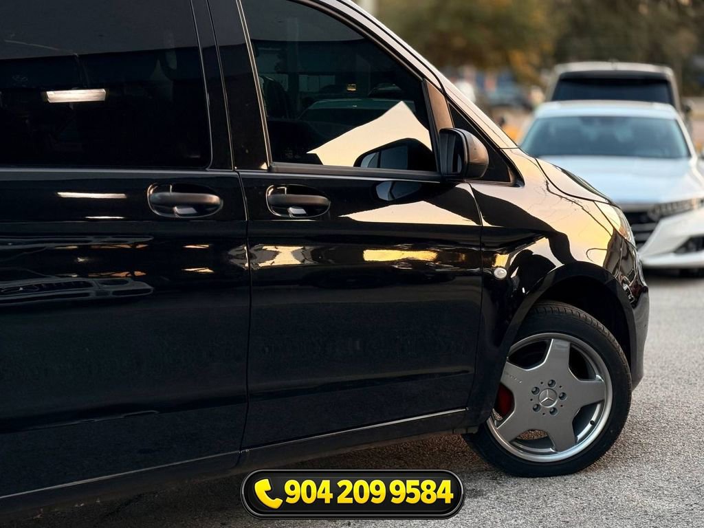 Used 2018 Mercedes-Benz Metris Passenger image 9