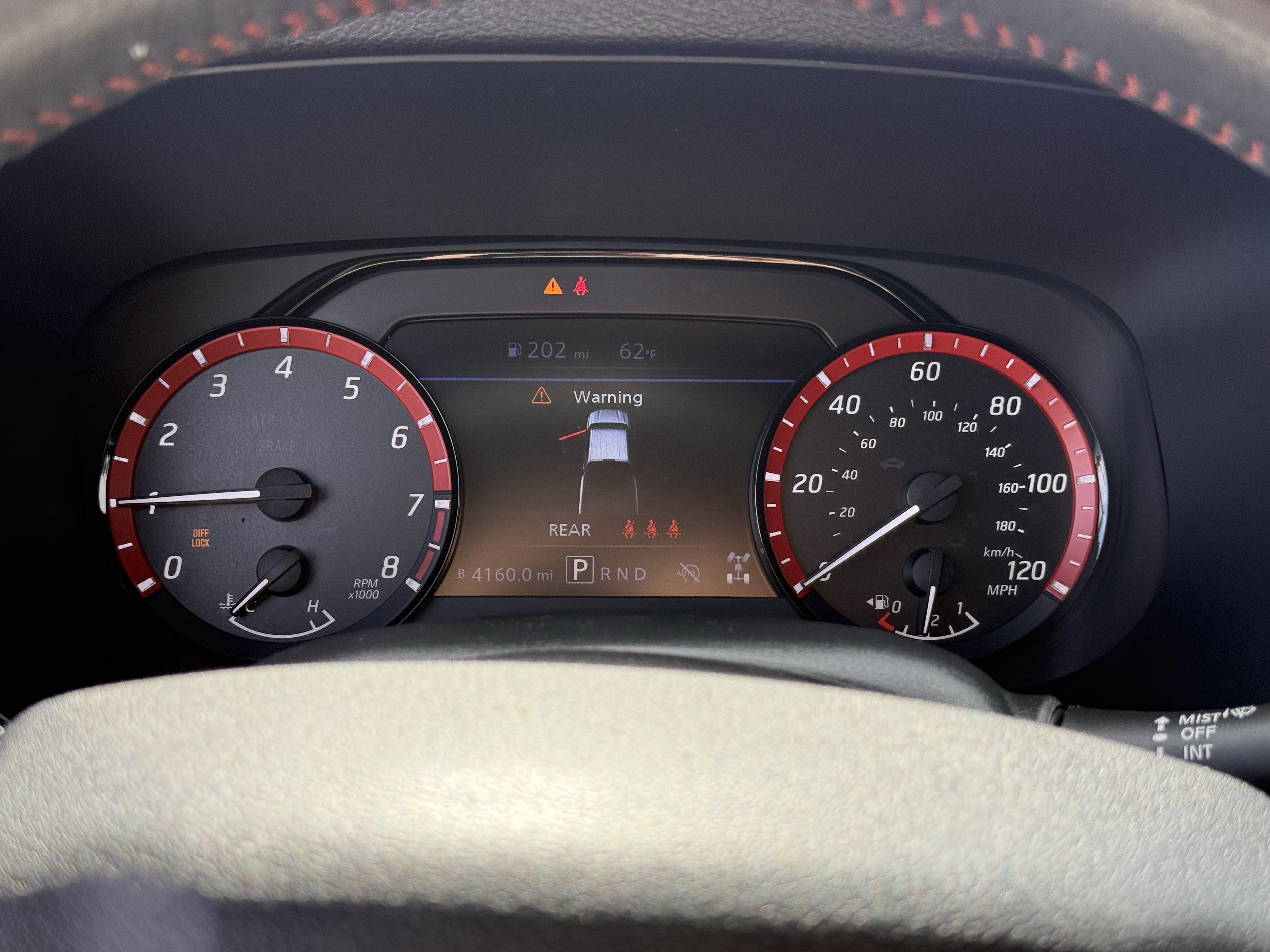 Used 2024 Nissan Frontier PRO-4X image 18