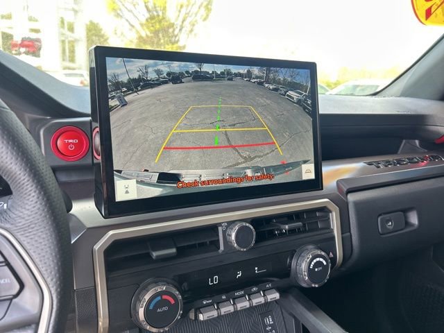 Used 2025 Toyota Tacoma TRD Off-Road AWD/4WD image 24