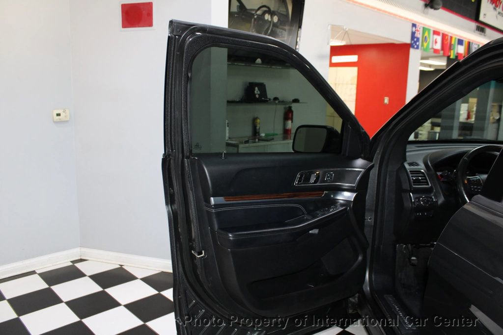 Used 2017 Ford Explorer Limited image 9