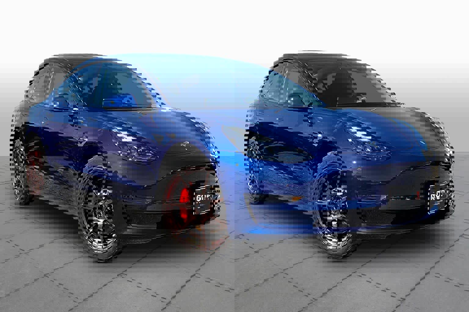 Used 2023 Tesla Model 3 Performance image 2