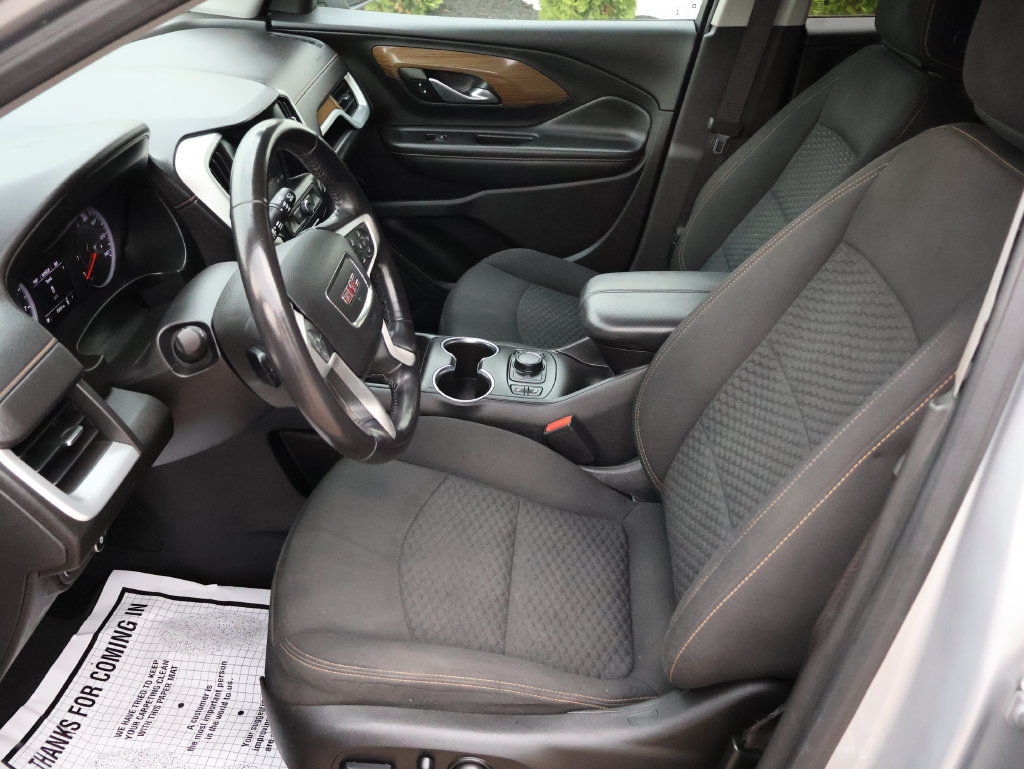 Used 2018 GMC Terrain SLE w/ Driver Convenience Package FWD image 16