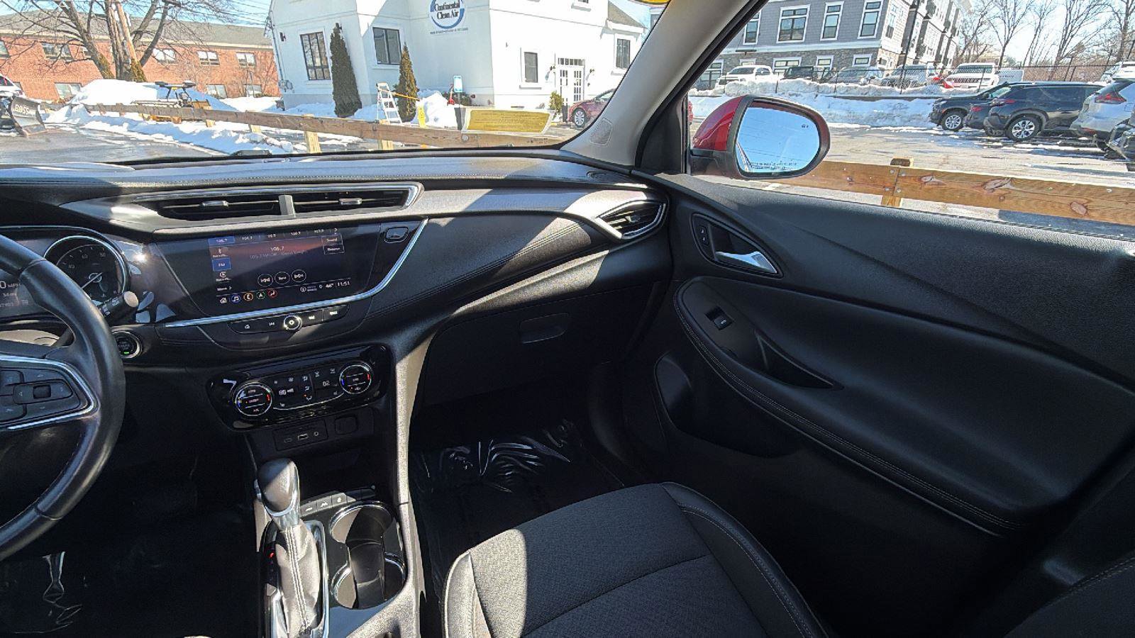 Certified 2021 Buick Encore GX Select w/ Advanced Technology Package image 29