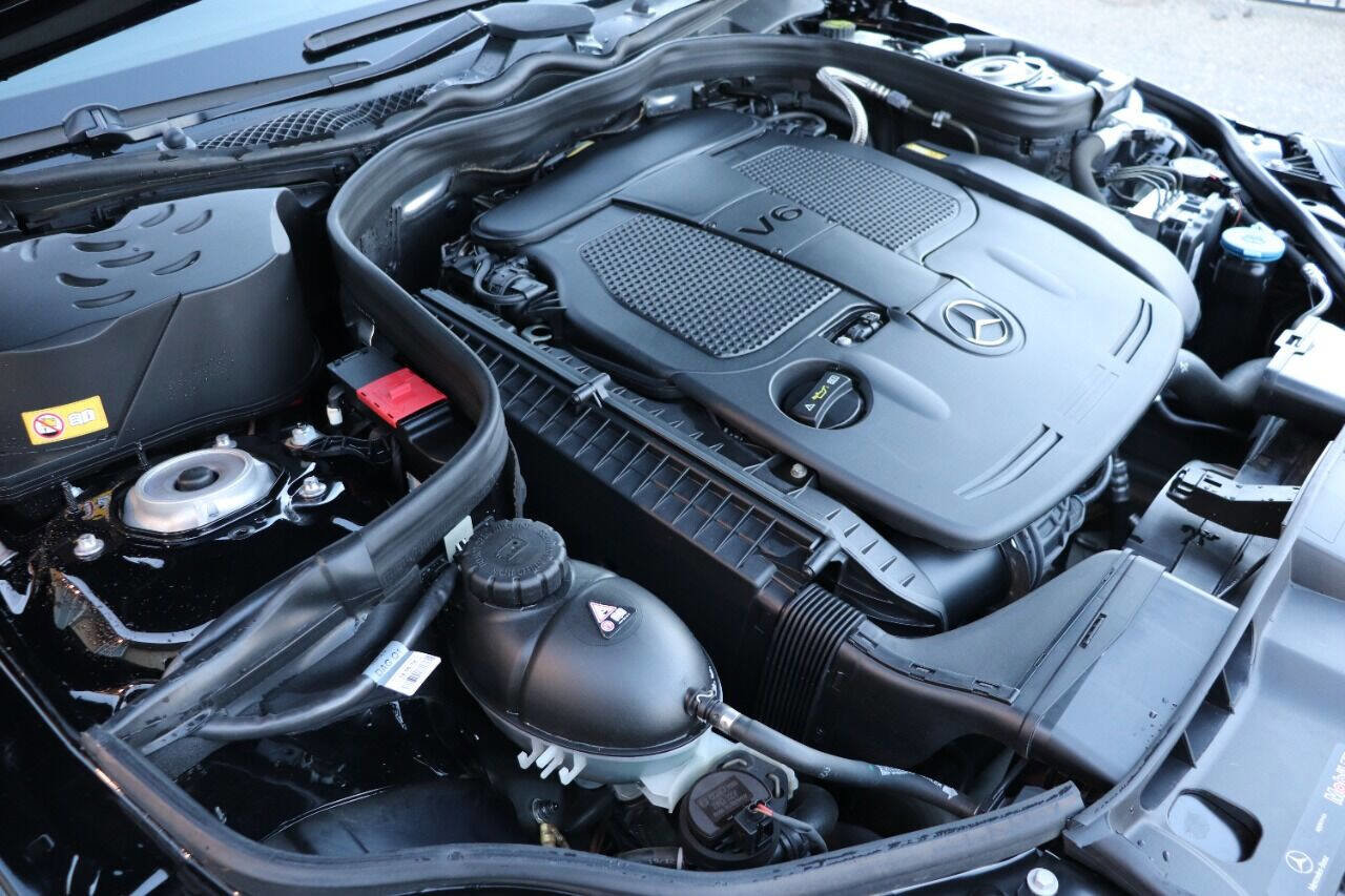 Used 2013 Mercedes-Benz E 350 Sedan image 18