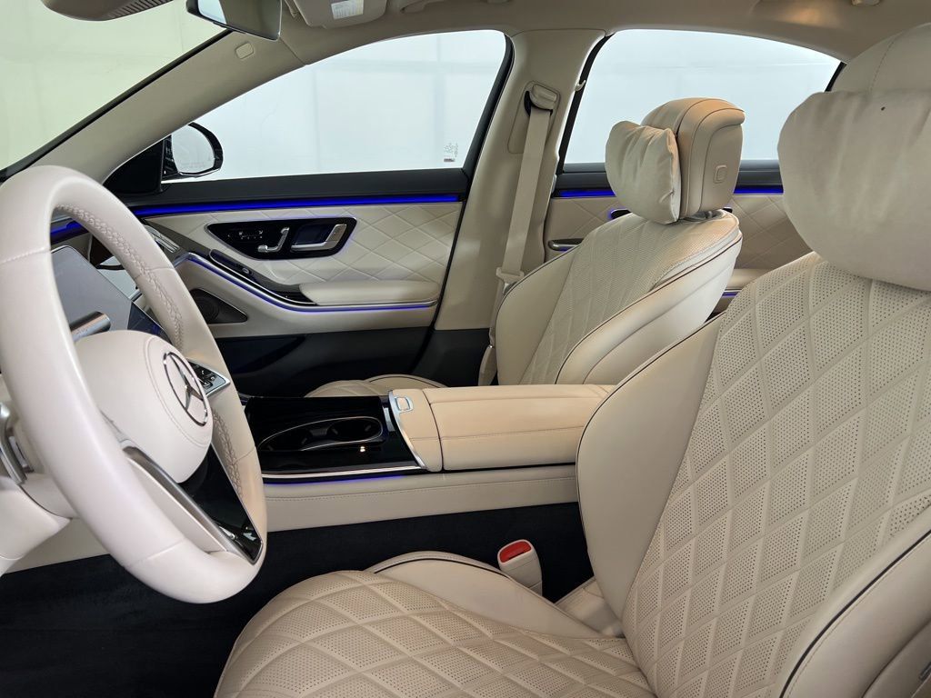 Certified 2025 Mercedes-Benz S 580 4MATIC Sedan image 3