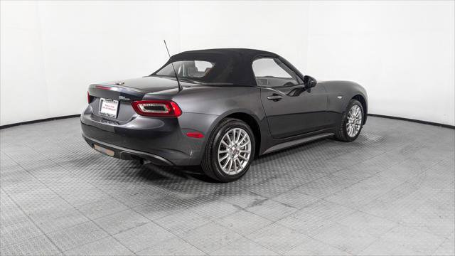 Used 2017 FIAT 124 Spider Classica image 29