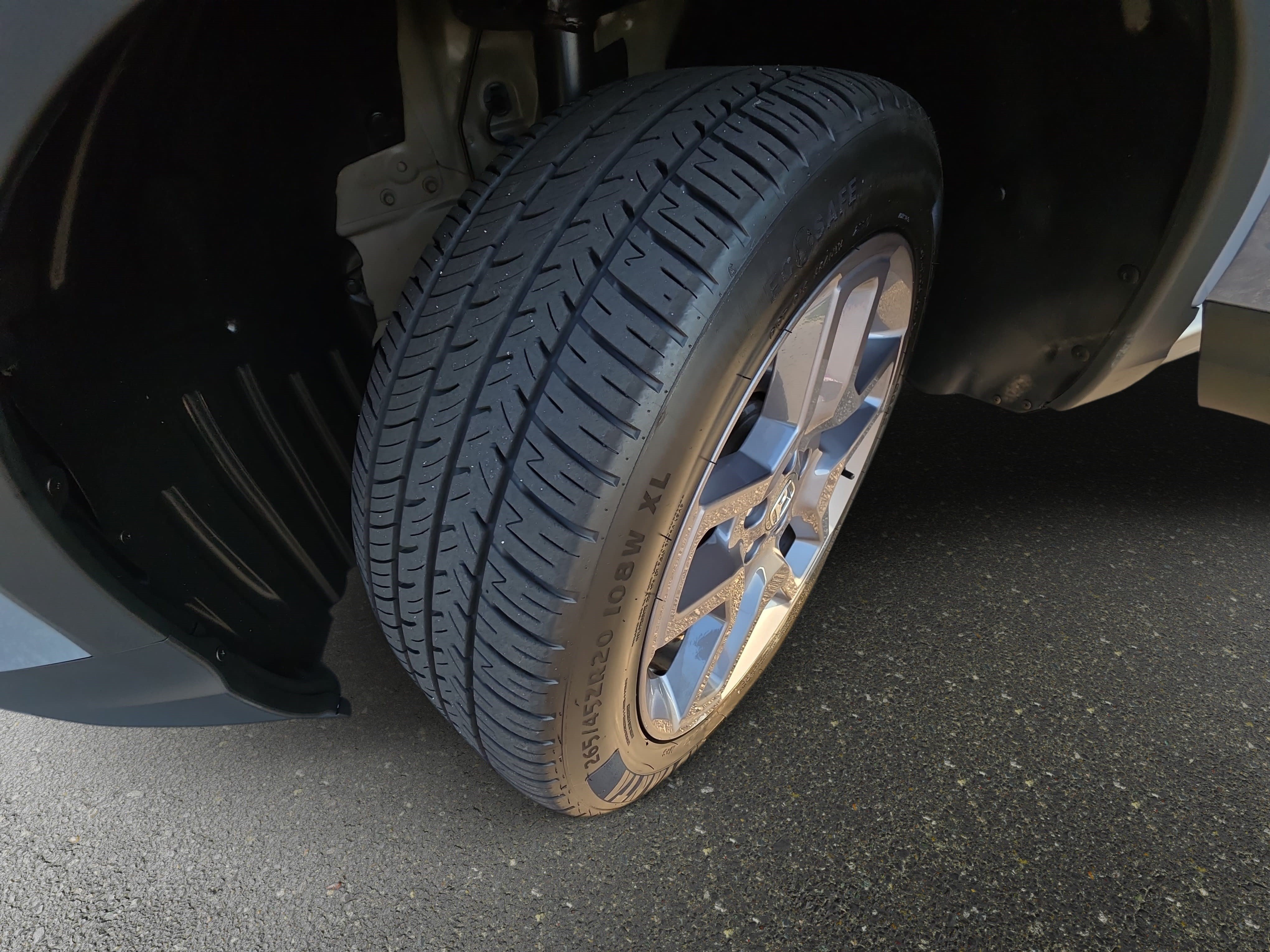 Used 2023 Honda Passport EX-L image 32