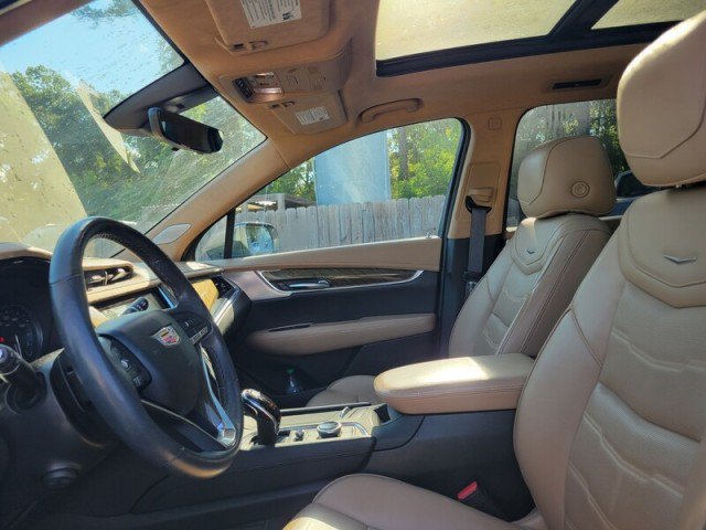 Used 2020 Cadillac XT6 Premium Luxury w/ Platinum Package FWD image 10