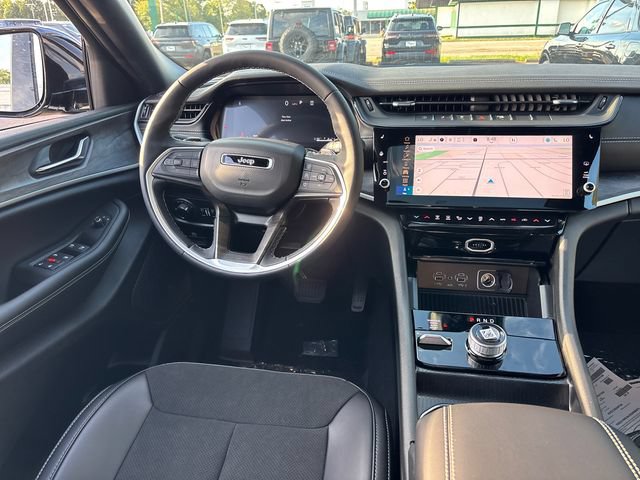 New 2027 Jeep Grand Cherokee Altitude AWD/4WD image 11