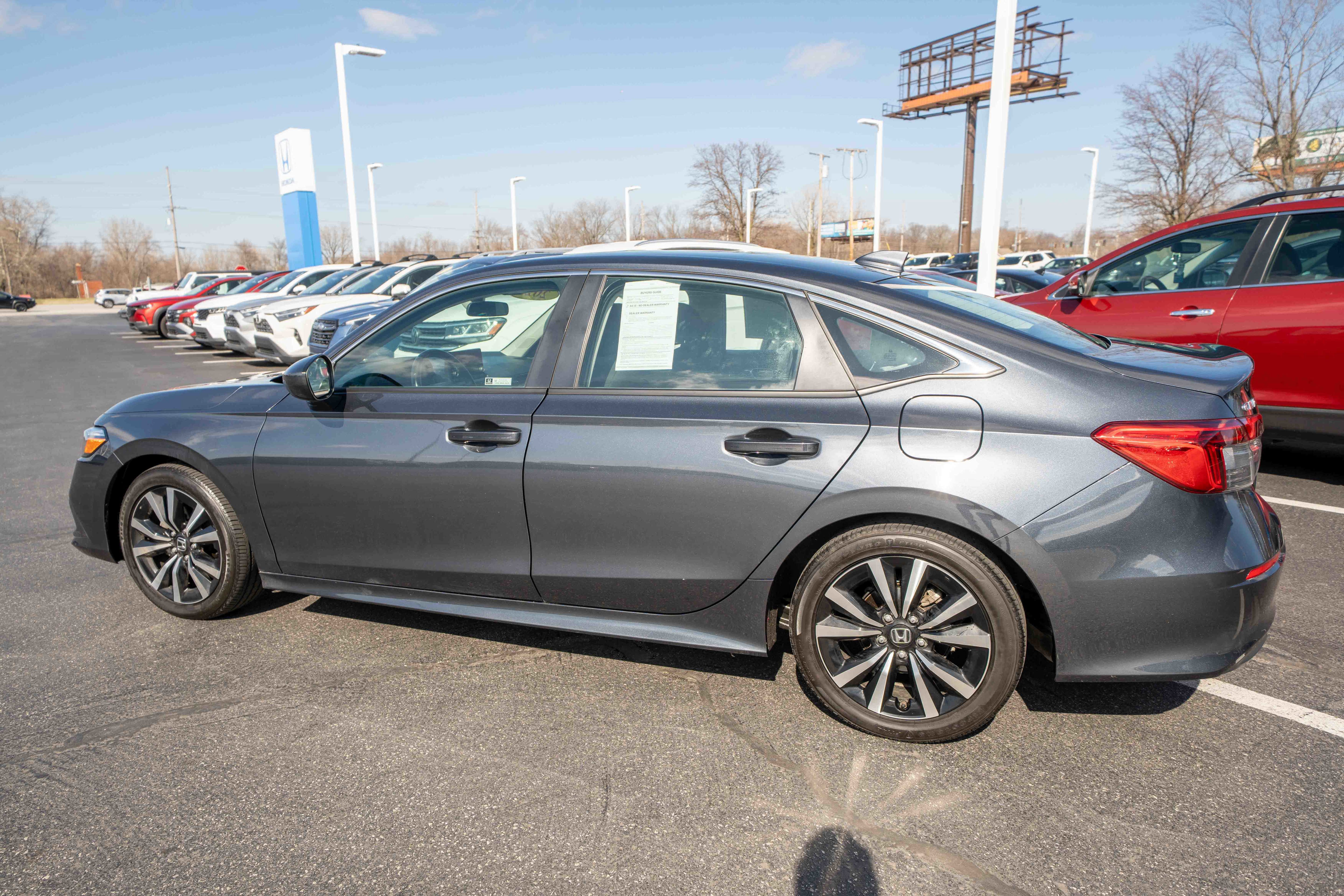 Used 2023 Honda Civic EX image 4