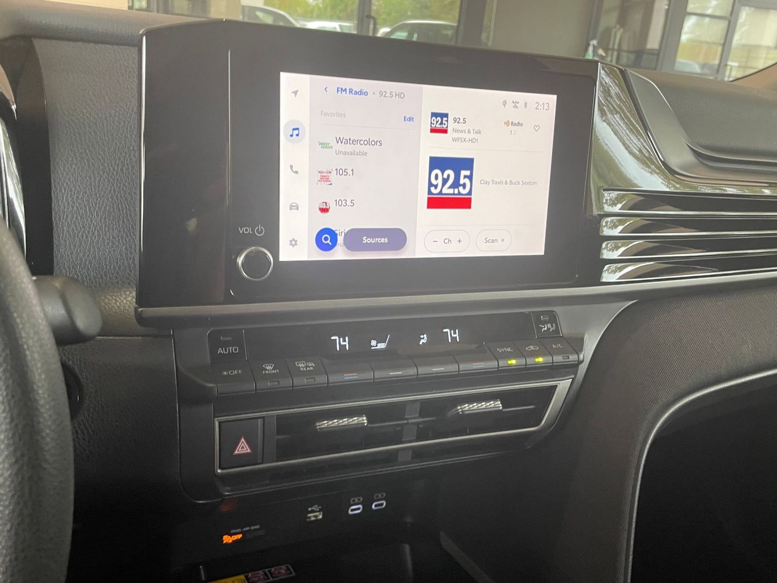 Used 2025 Toyota Camry LE image 18