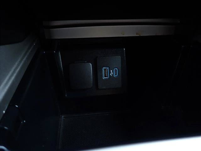 Used 2020 Ford Explorer XLT AWD/4WD image 19