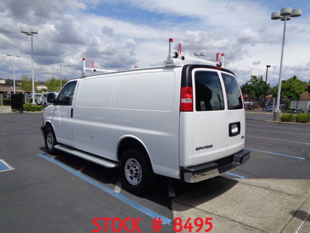 Used 2024 GMC Savana 2500 w/ Driver Convenience Package RWD image 3