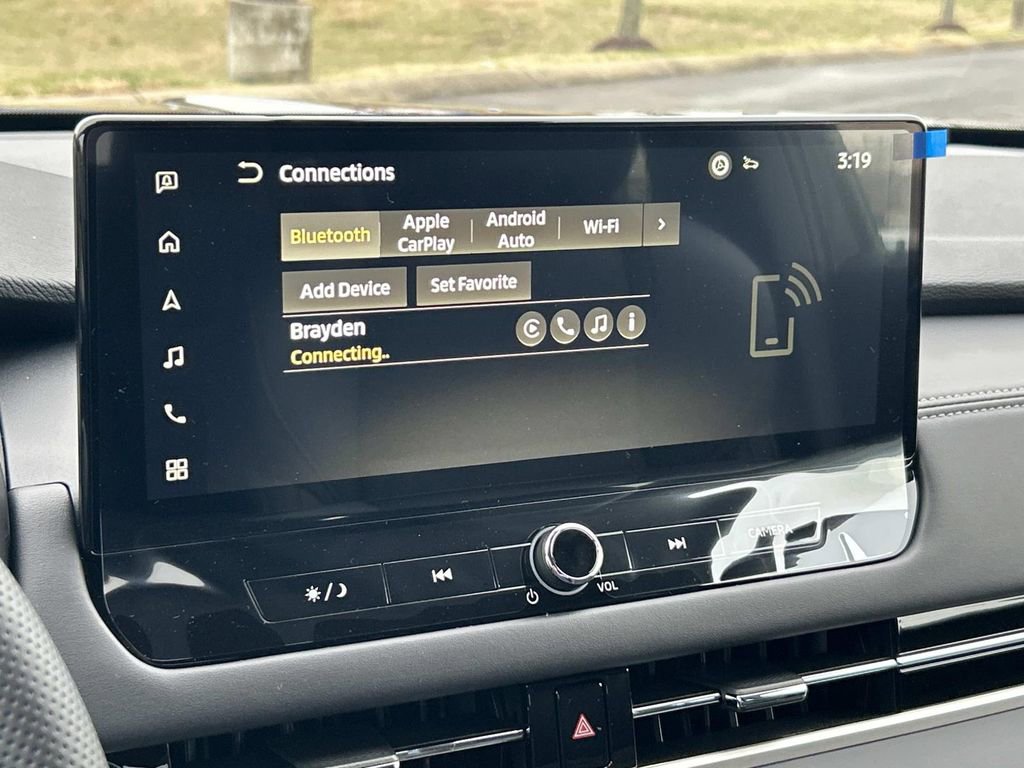 New 2026 Mitsubishi Outlander SE FWD image 26