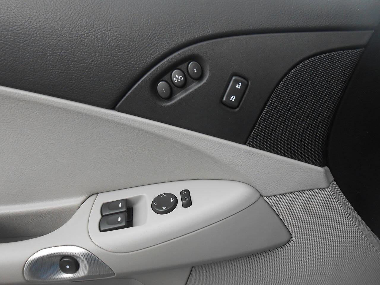 Used 2006 Chevrolet Corvette Convertible w/ Preferred Equipment Group image 24