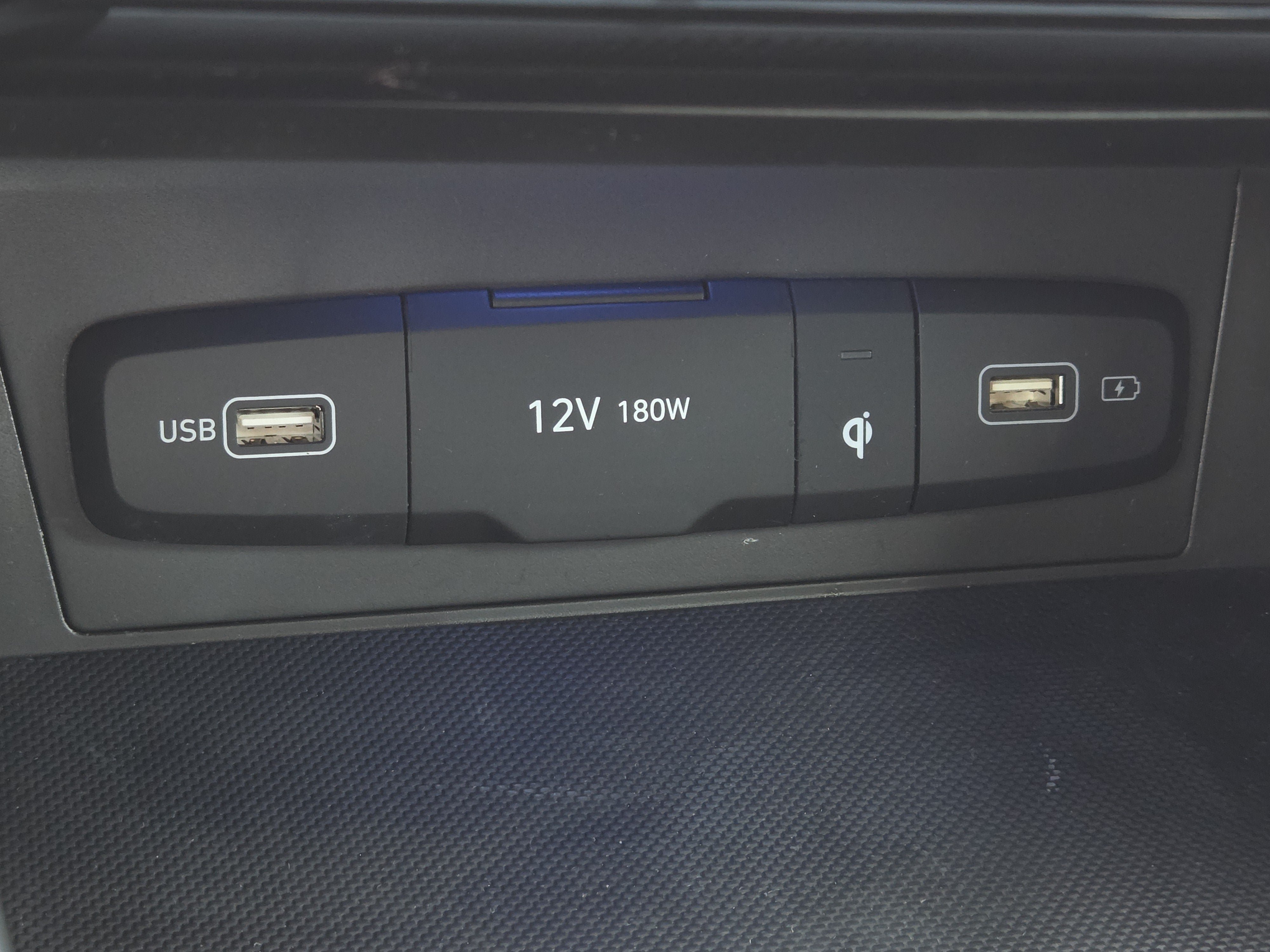 Used 2024 Hyundai Tucson Limited FWD image 16