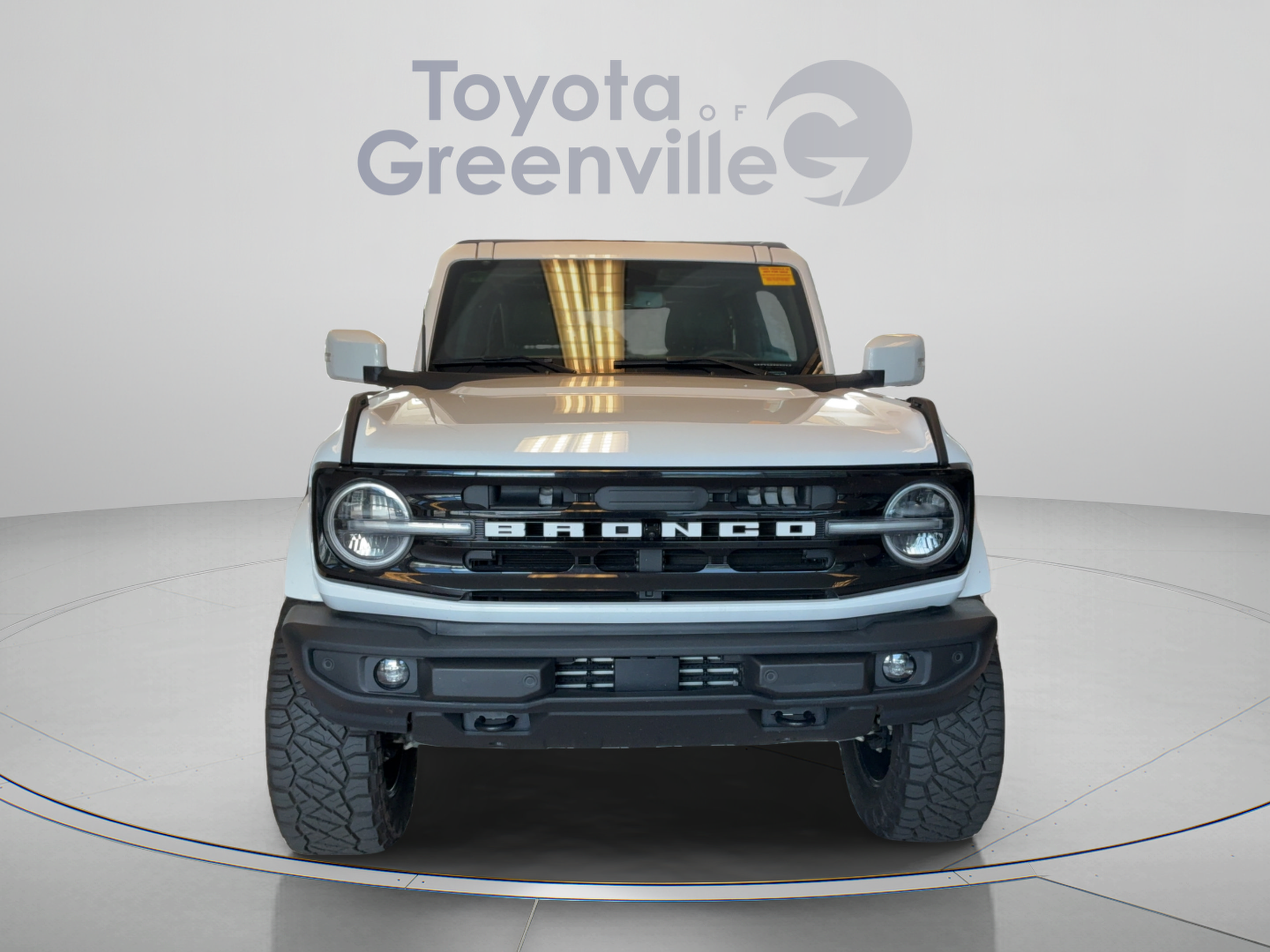 Used 2024 Ford Bronco Outer Banks AWD/4WD image 9