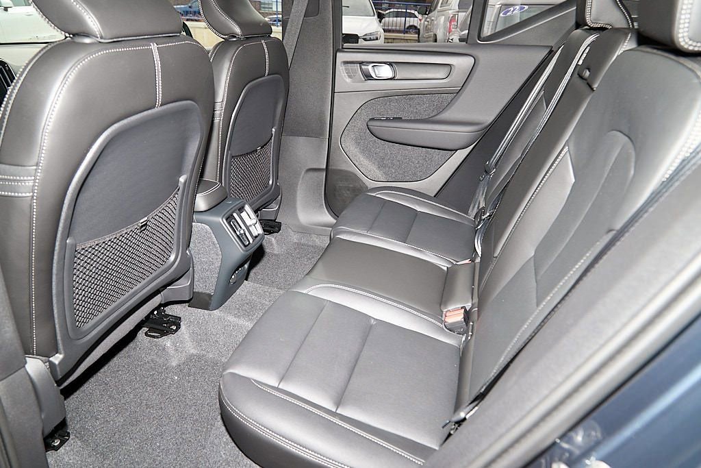 New 2026 Volvo XC40 B5 Plus w/ Protection Package Premier image 20