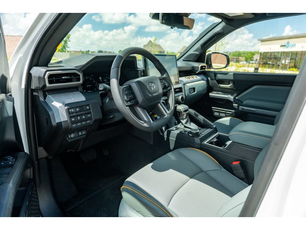 Used 2025 Toyota Tacoma 4x4 Double Cab Hybrid w/ Tow Tech Package image 11
