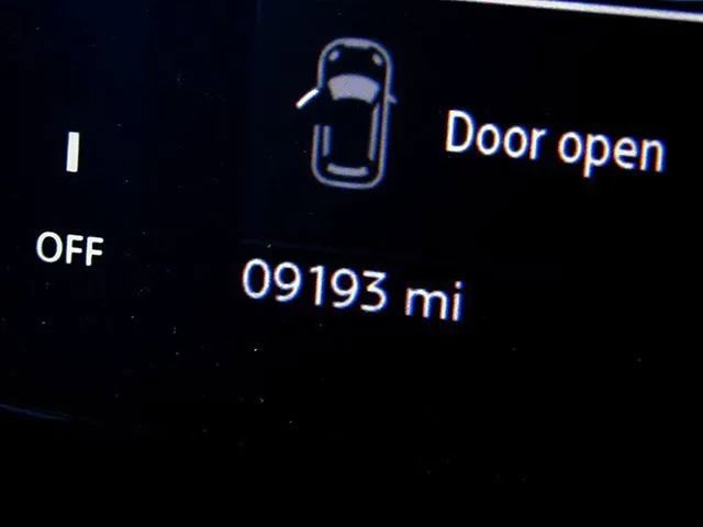 Used 2023 MINI Cooper S image 23