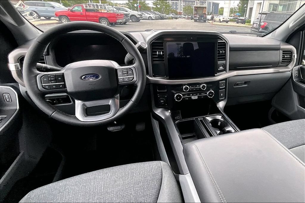 New 2026 Ford F150 XLT w/ XLT Chrome Appearance Package AWD/4WD image 5
