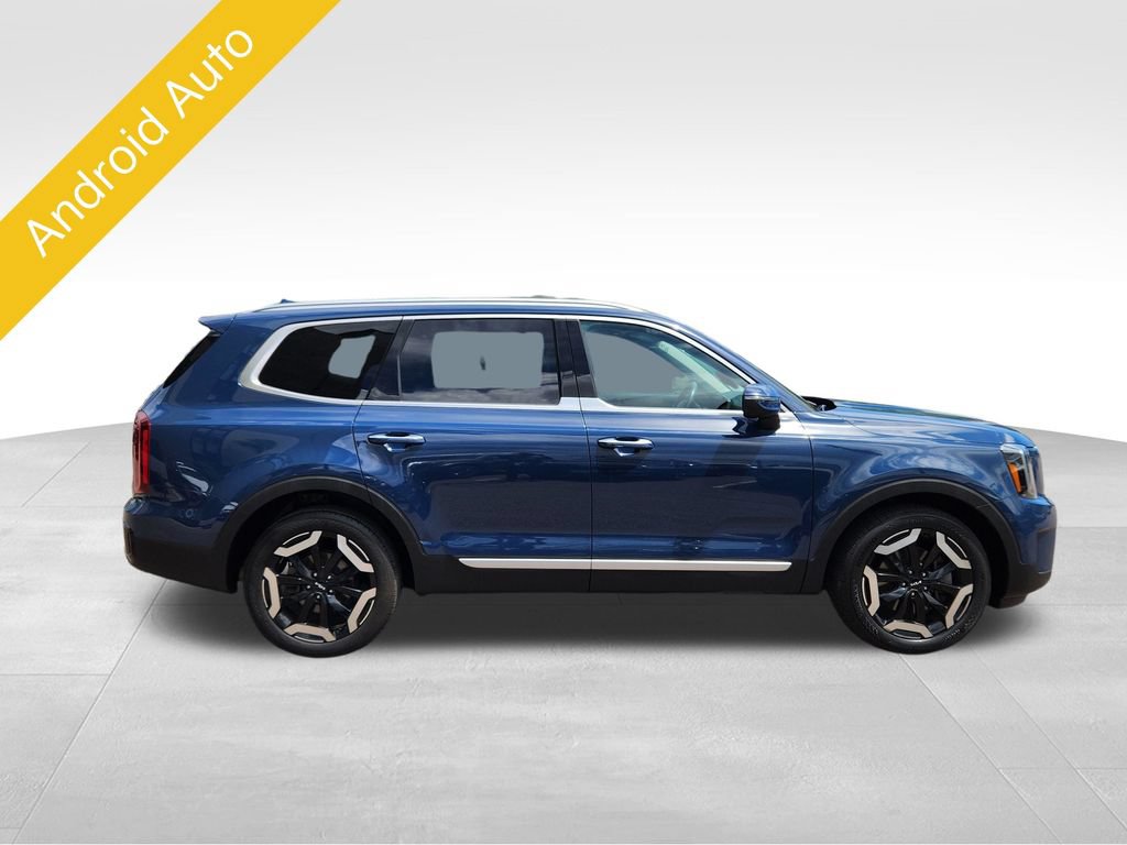 Certified 2023 Kia Telluride S w/ S Sunroof Package AWD/4WD image 4