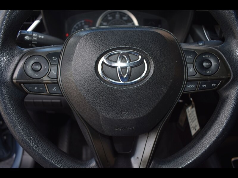 Used 2022 Toyota Corolla LE FWD image 13