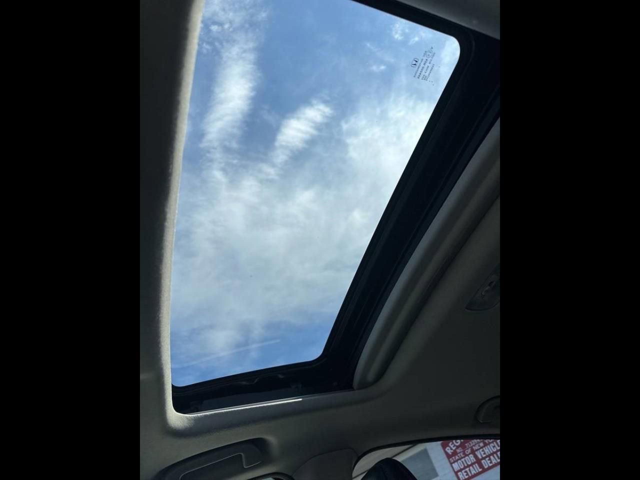 Used 2019 Honda HR-V EX-L image 10
