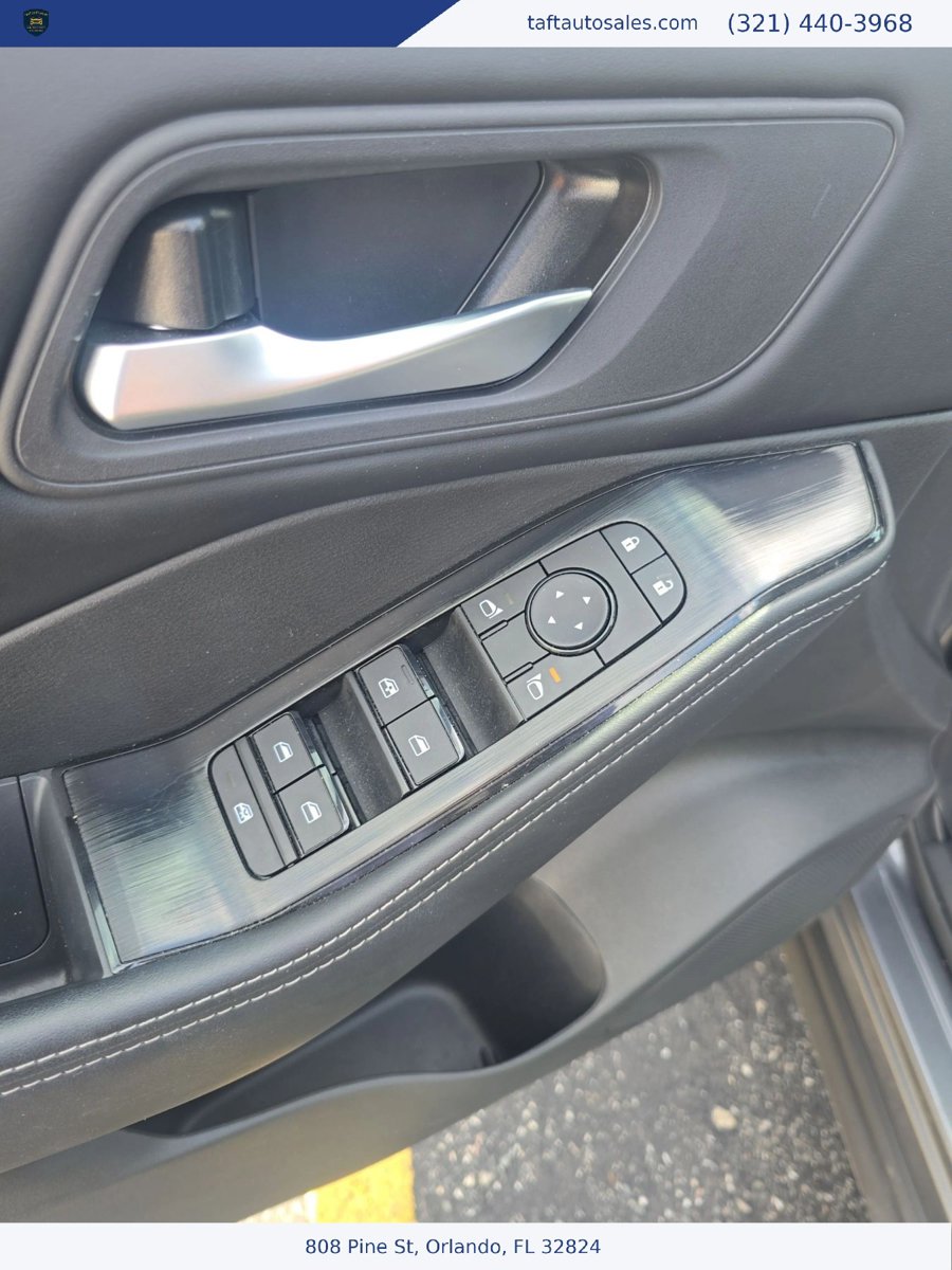 Used 2026 Nissan Rogue SV FWD image 18