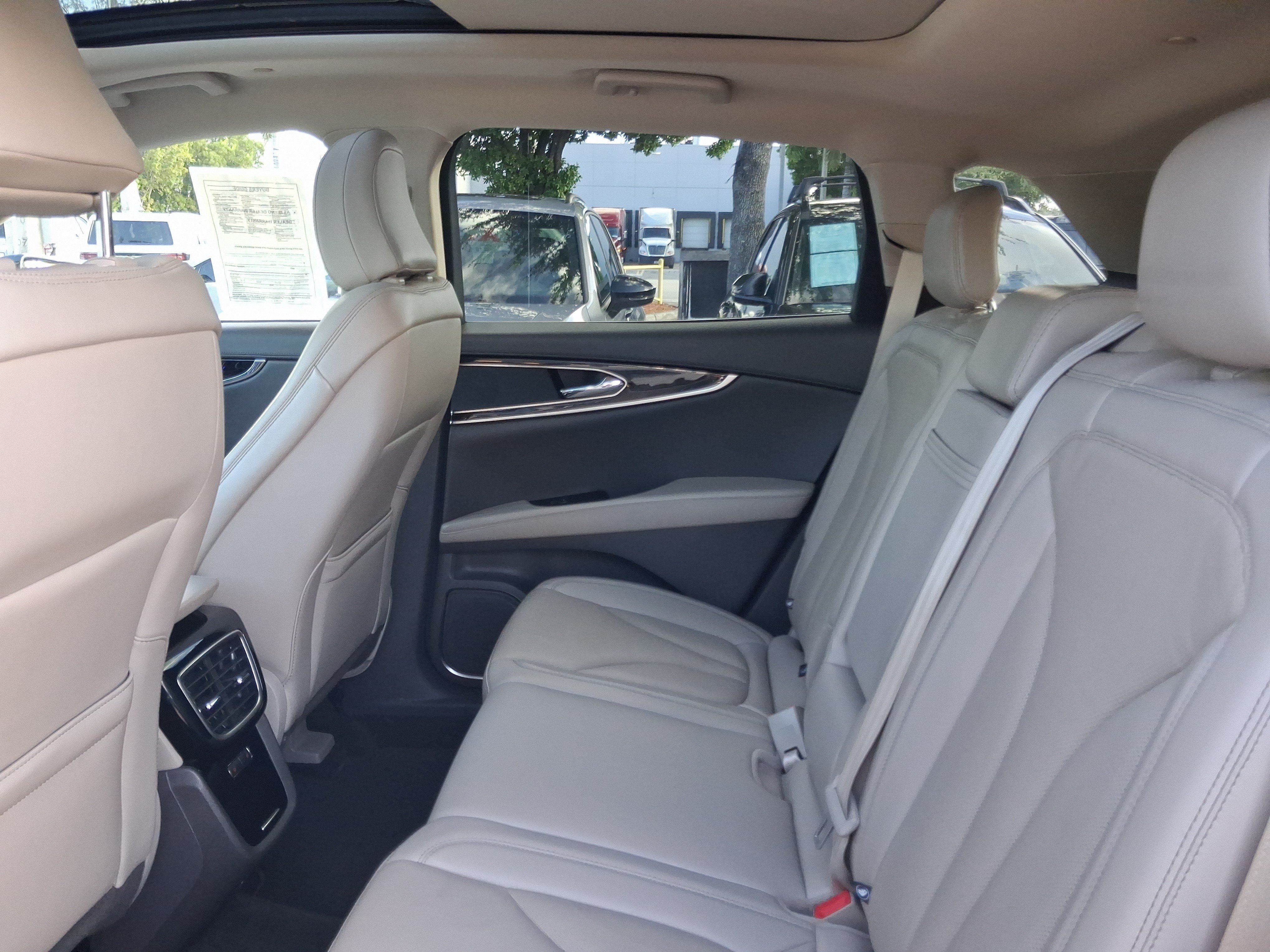 Certified 2023 Lincoln Nautilus Reserve FWD image 6