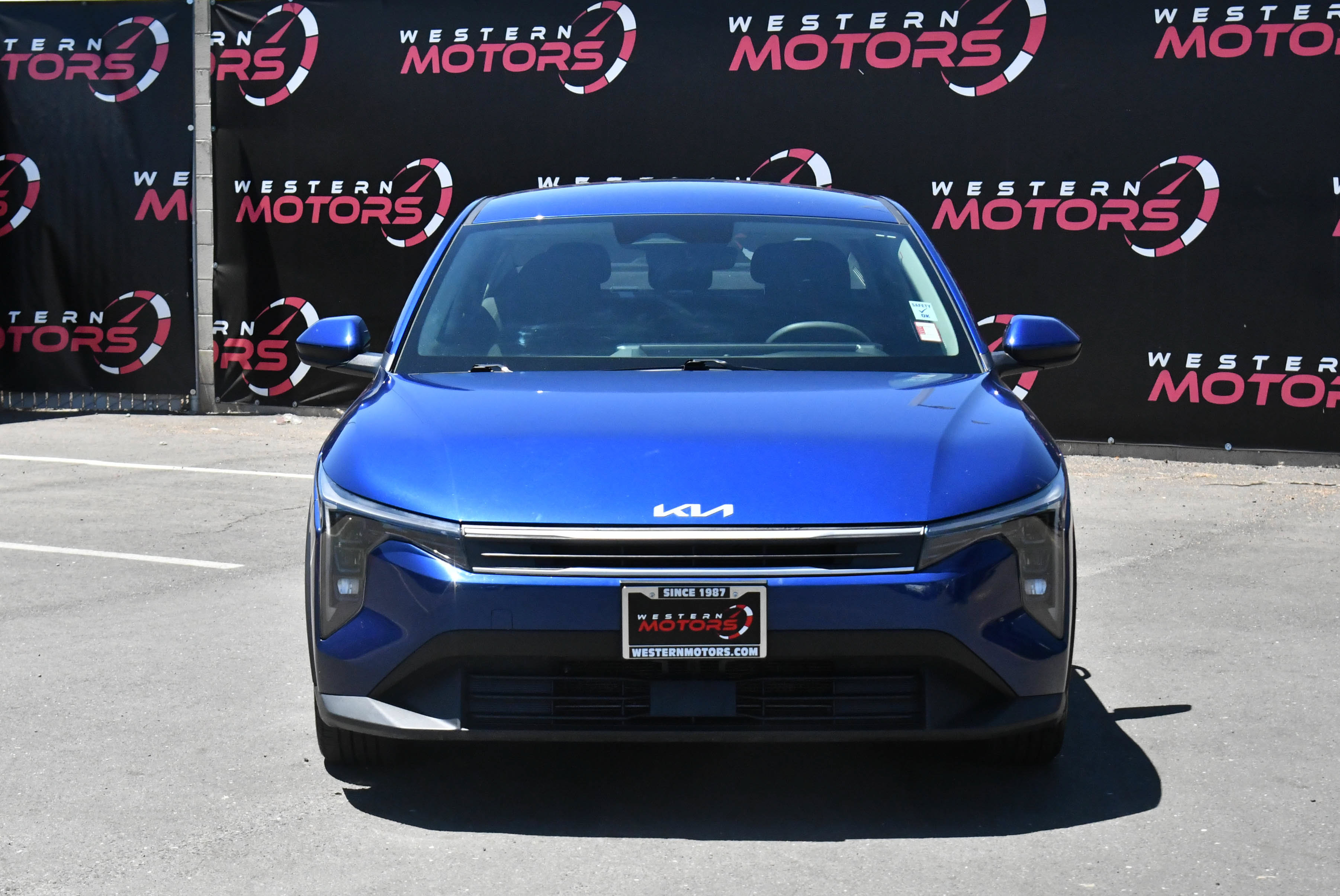 Used 2025 Kia K4 FWD image 2