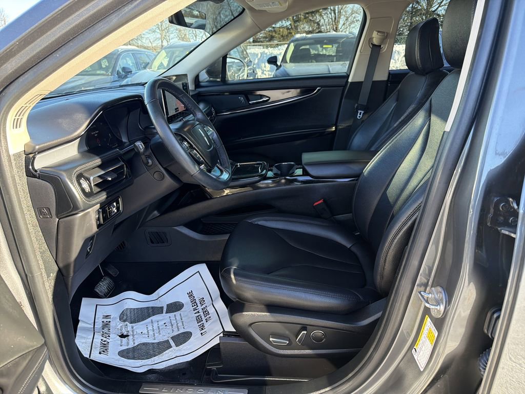 Certified 2023 Lincoln Nautilus AWD w/ Premium Package image 11