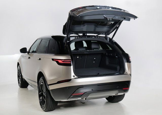 New 2026 Land Rover Range Rover Velar Dynamic SE image 29