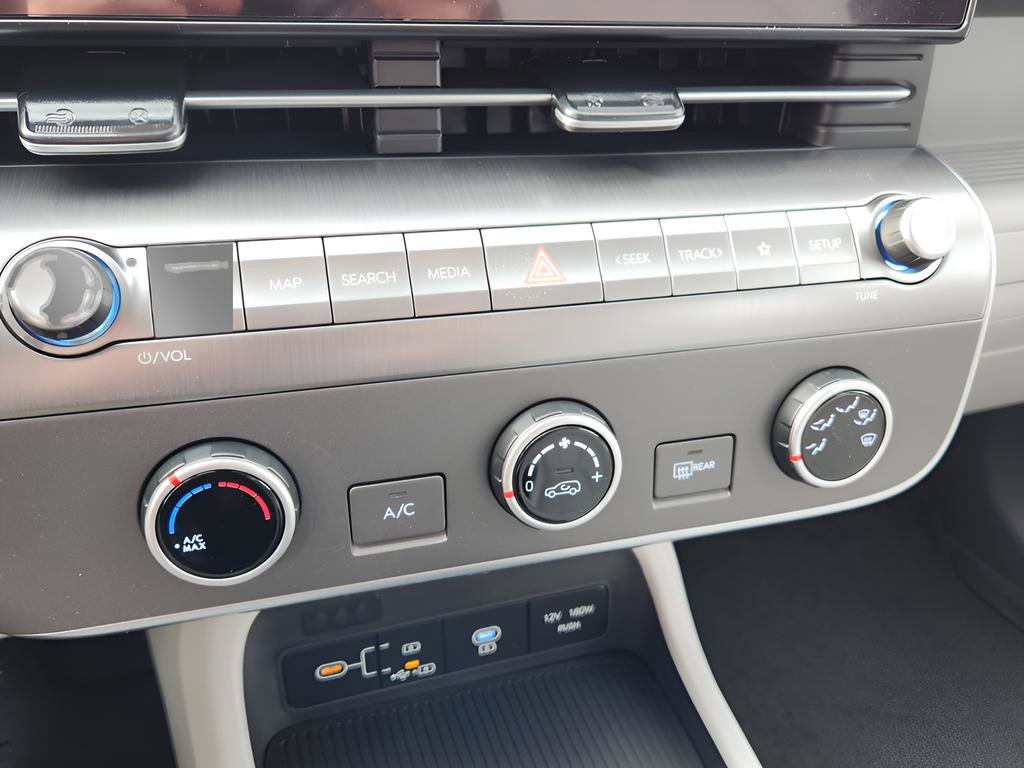 New 2026 Hyundai Kona SE image 20