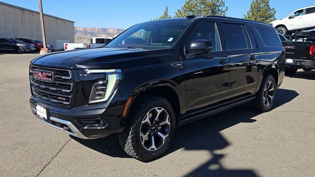 Used 2025 GMC Yukon XL AT4 Ultimate image 4