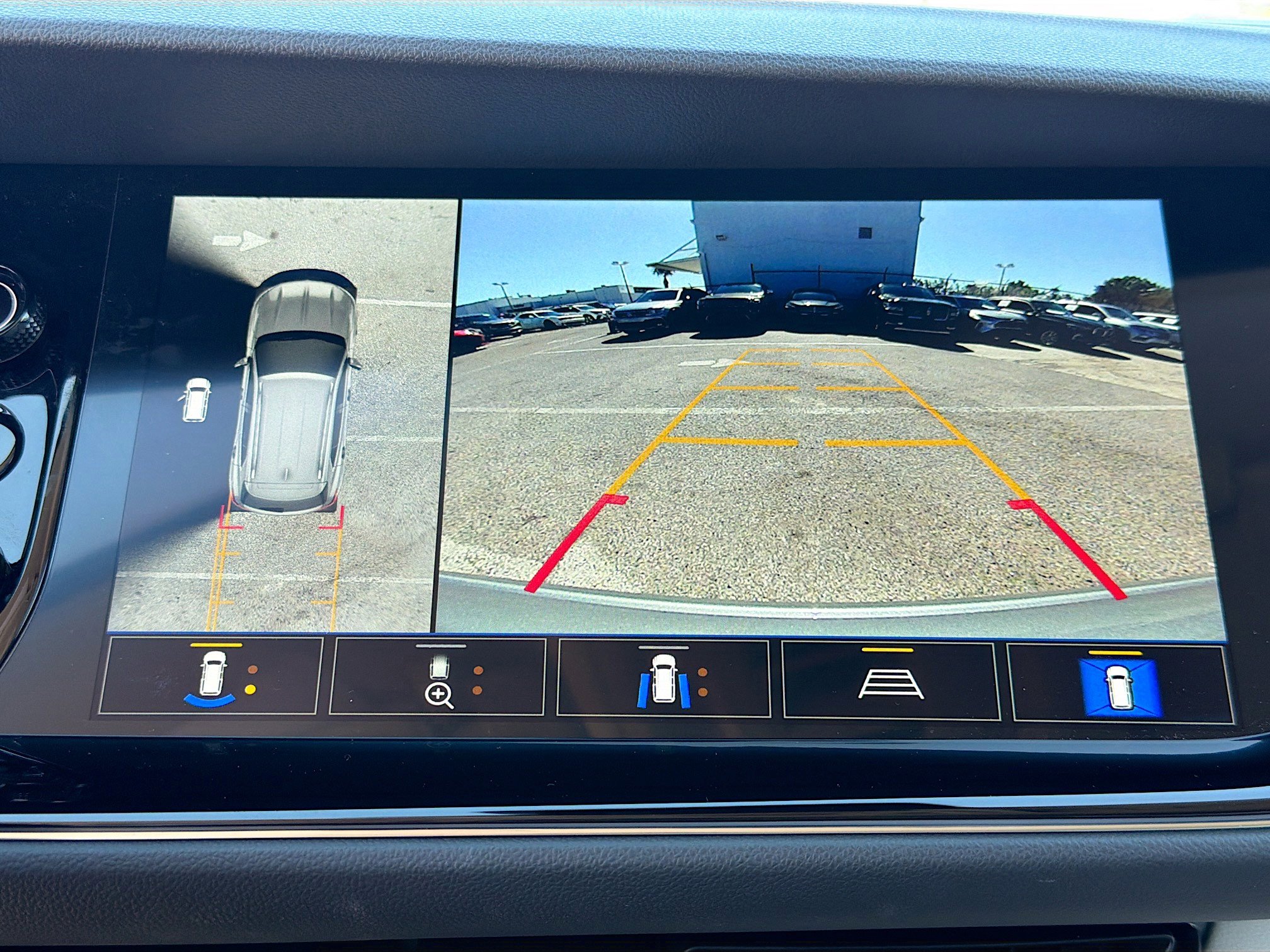 Used 2023 Buick Envision Avenir image 34