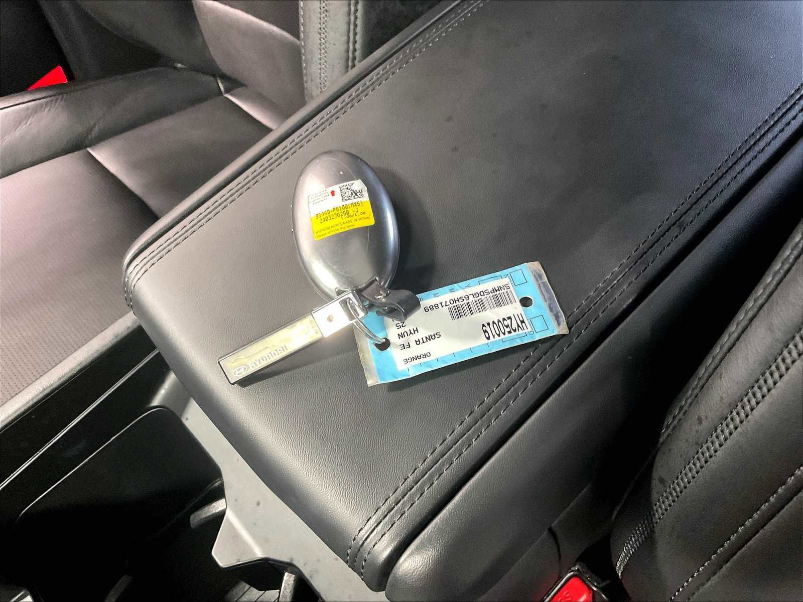 Used 2025 Hyundai Santa Fe Calligraphy image 32