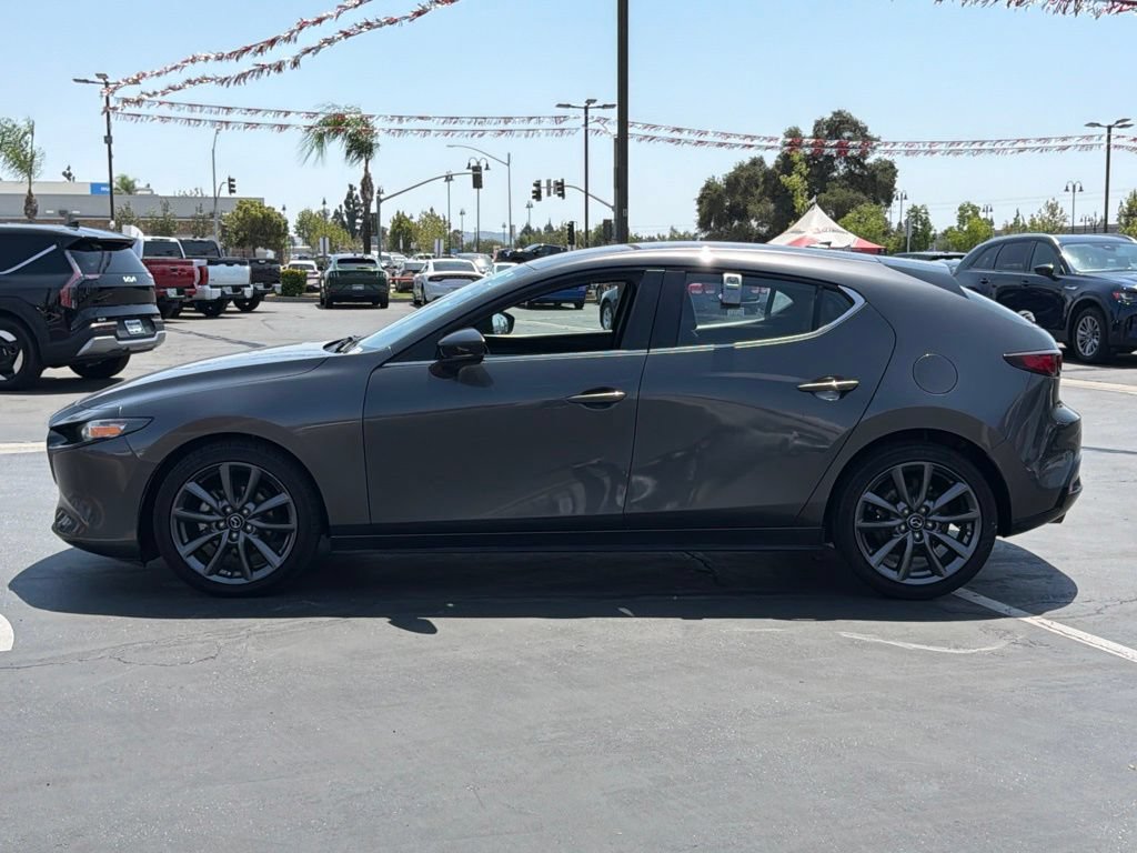 Used 2020 MAZDA MAZDA3 Hatchback w/ Preferred Package FWD image 6