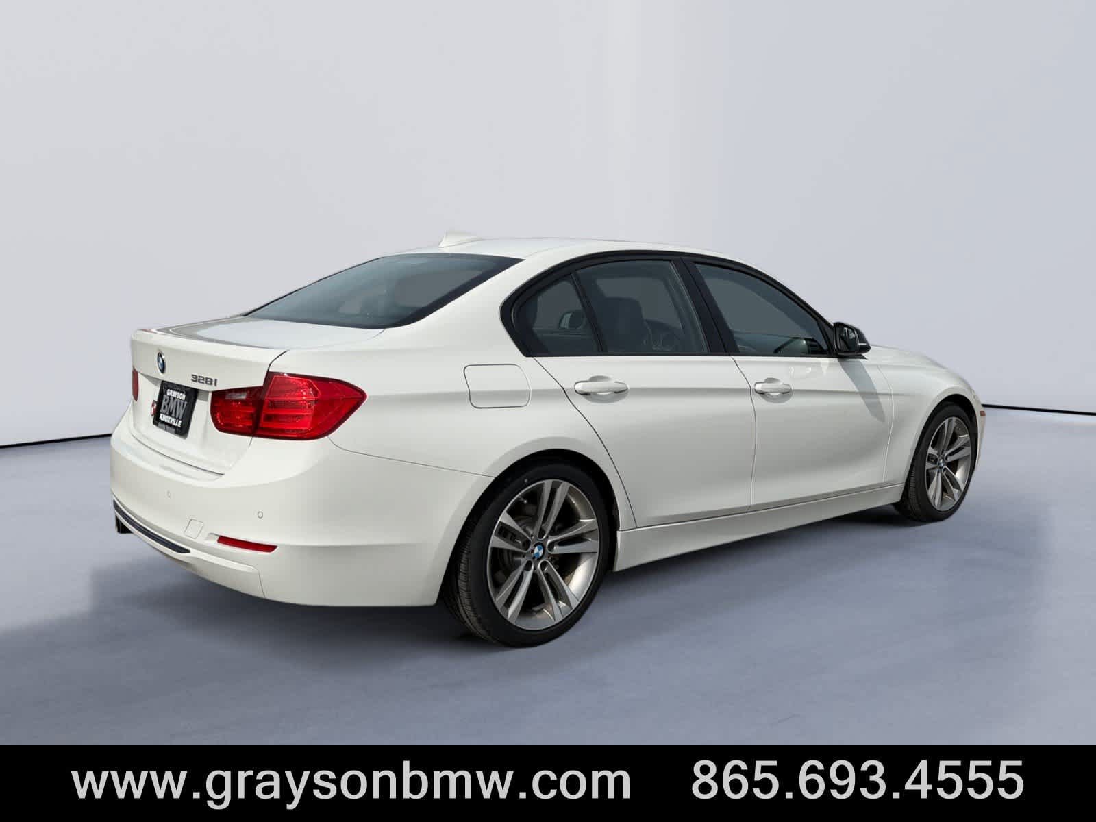 Used 2015 BMW 328i Sedan RWD image 3