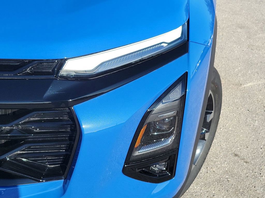 Used 2025 Chevrolet Equinox RS w/ Safety and Technology Package image 10